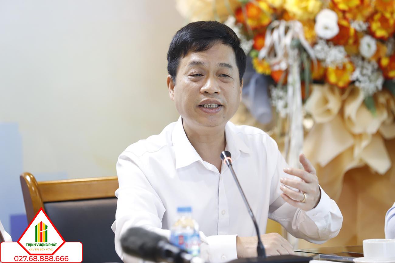 Ông Lê Văn Bình, Phó vụ trưởng Vụ Đất đai, Bộ Tài nguyên và Môi trường. Ảnh: Cao Nguyên.