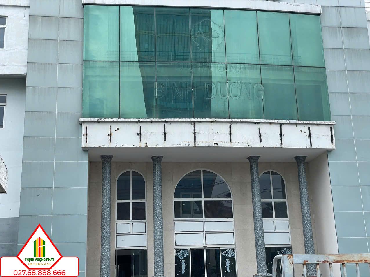 Việc bán đấu giá các khu đất và tài sản trên đất sẽ tạo thêm nguồn thu để phát triển kinh tế xã hội. Ảnh: Đình Trọng