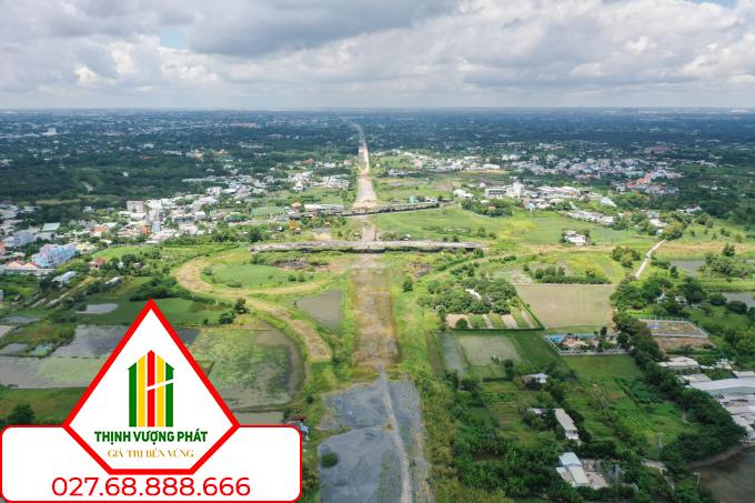 Bất động sản khu Nam TP HCM, đoạn qua huyện Nhà Bè. Ảnh: Quỳnh Trần