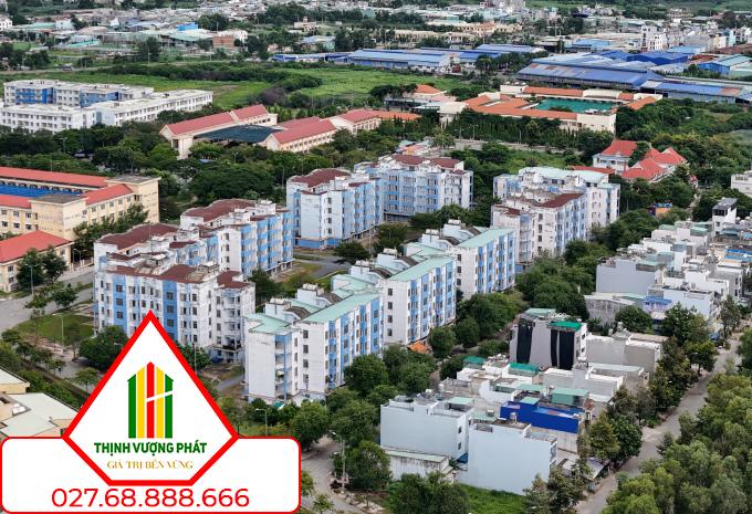 Bất động sản khu Tây TP HCM với các khu tái định cư, chung cư, nhà phố, đất nền ở huyện Bình Chánh, tháng 8/2024. Ảnh: Quỳnh Trần