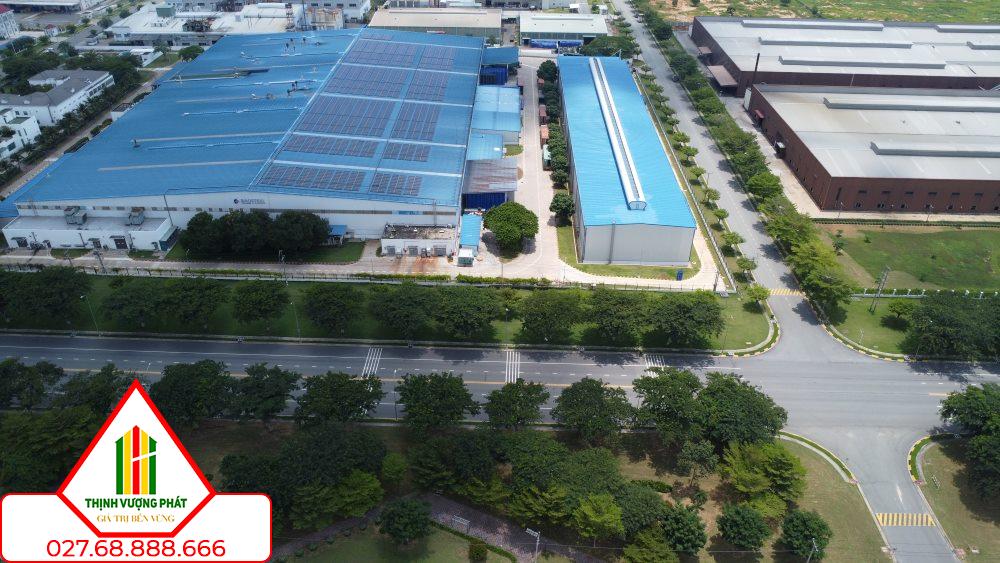 Khu công nghiệp VSIP II mở rộng tại Bình Dương. Ảnh: Đình Trọng