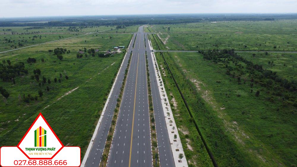Khu đất xây dựng khu công nghiệp Cây Trường - khu công nghiệp xanh. Ảnh: Đình Trọng