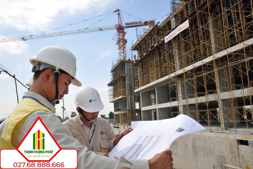 Xây nhà vi phạm quy hoạch là hành vi vi phạm trật tự xây dựng xảy ra tương đối phổ biến. Ảnh: Thông Chí