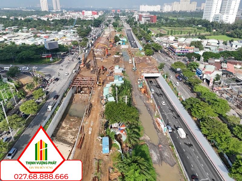 Nhánh hầm chui HC2 đã thông xe vào tháng 10/2024, nhánh HC1 hiện đã hoàn thiện 85%.