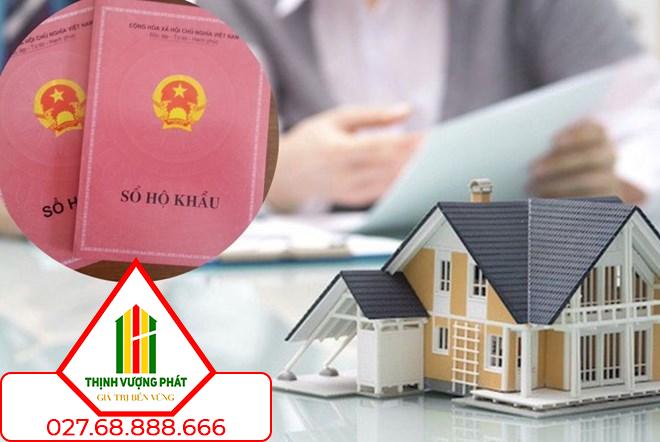 Di chúc bằng văn bản có người làm chứng hoặc không có người làm chứng vẫn có giá trị pháp lý nếu có đủ điều kiện. Ảnh minh họa: Minh Huy