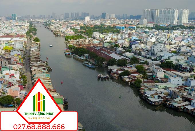 Khu dân cư trên khu vực dự án kênh Đôi, quận 8, TP HCM. Ảnh: Quỳnh Trần