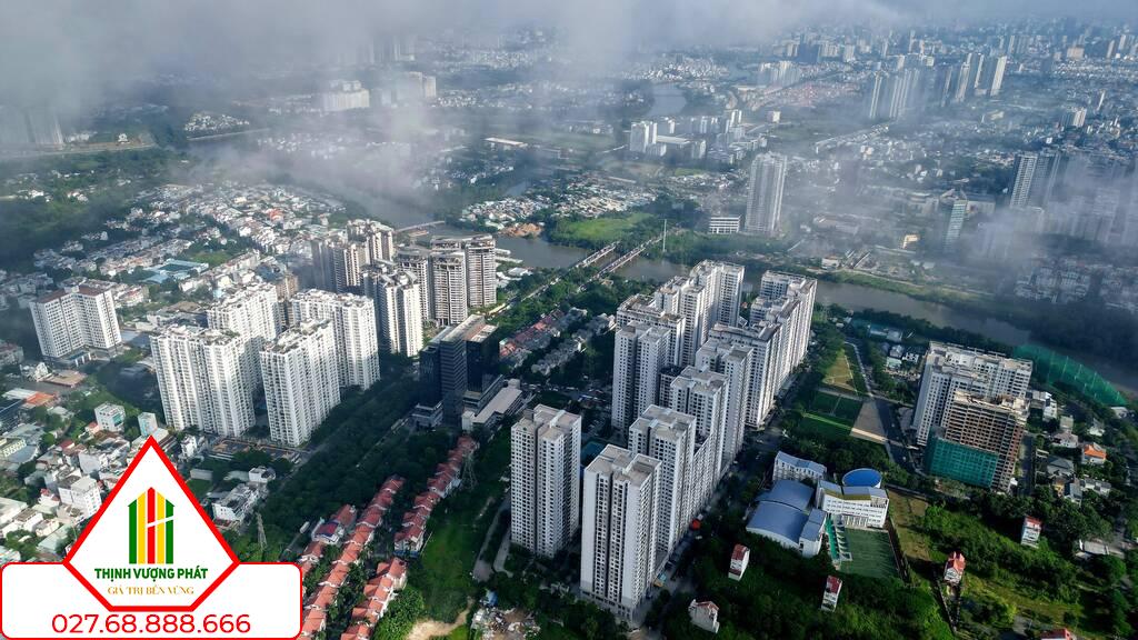 Một góc đô thị hóa ở huyện Nhà Bè (TPHCM). Ảnh: Anh Tú