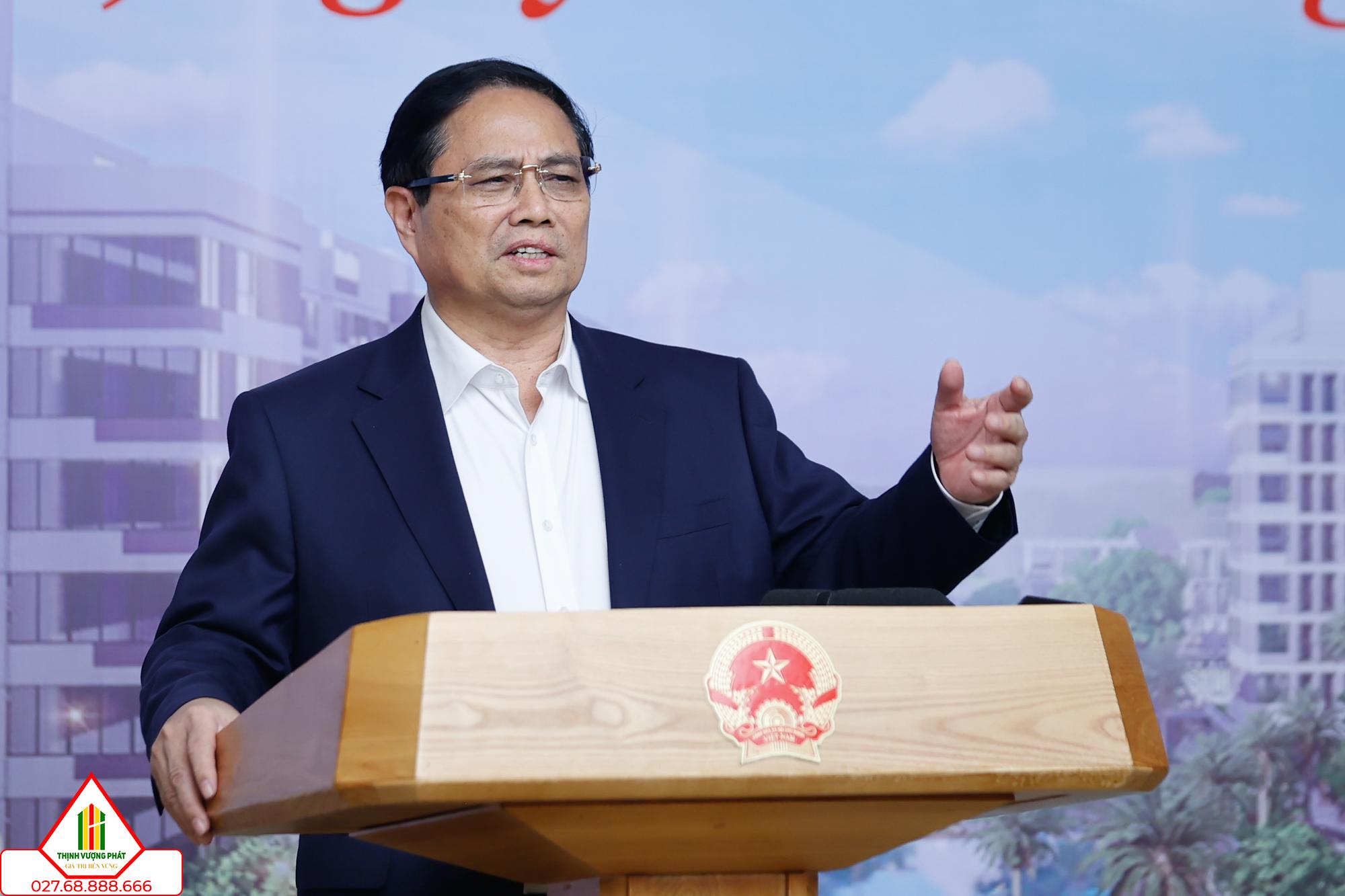 TỔNG THUẬT: Thủ tướng chủ trì Hội nghị toàn quốc tháo gỡ khó khăn, vướng mắc, thúc đẩy phát triển nhà ở xã hội- Ảnh 3. TỔNG THUẬT: Thủ tướng chủ trì Hội nghị toàn quốc tháo gỡ khó khăn, vướng mắc, thúc đẩy phát triển nhà ở xã hội- Ảnh 3.