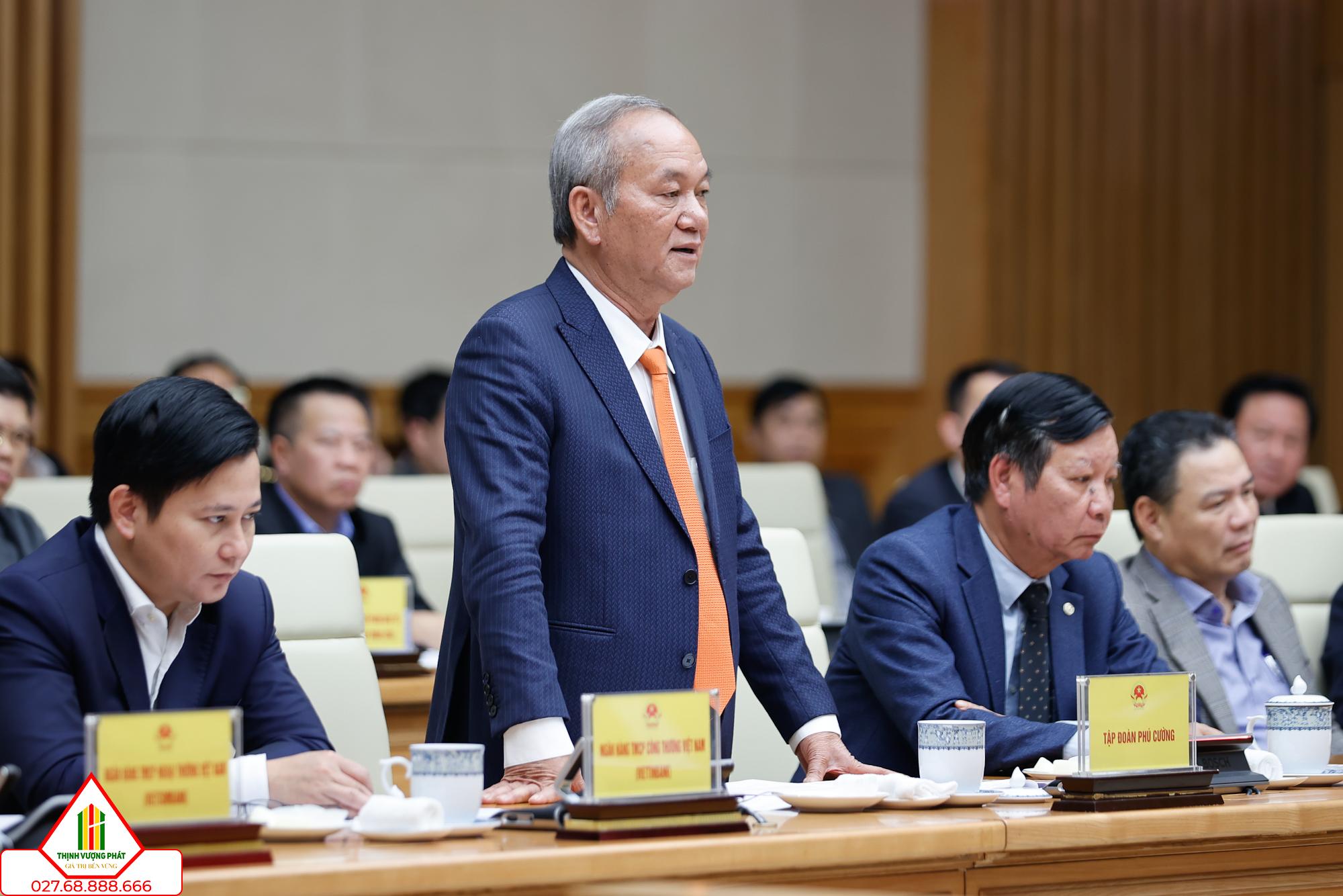 TỔNG THUẬT: Thủ tướng chủ trì Hội nghị toàn quốc tháo gỡ khó khăn, vướng mắc, thúc đẩy phát triển nhà ở xã hội- Ảnh 11. TỔNG THUẬT: Thủ tướng chủ trì Hội nghị toàn quốc tháo gỡ khó khăn, vướng mắc, thúc đẩy phát triển nhà ở xã hội- Ảnh 11.