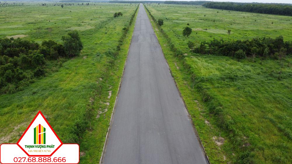 Khu đất xây dựng khu công nghiệp Cây Trường. Ảnh: Đình Trọng